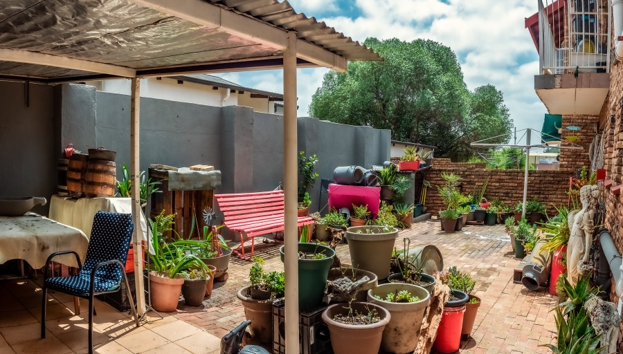 4 Bedroom Property for Sale in Die Bult North West